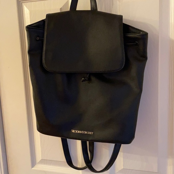 🎉1 day sale! 💖Victoria’s Secret Drawstring Backpack !NWOT! - Picture 1 of 7